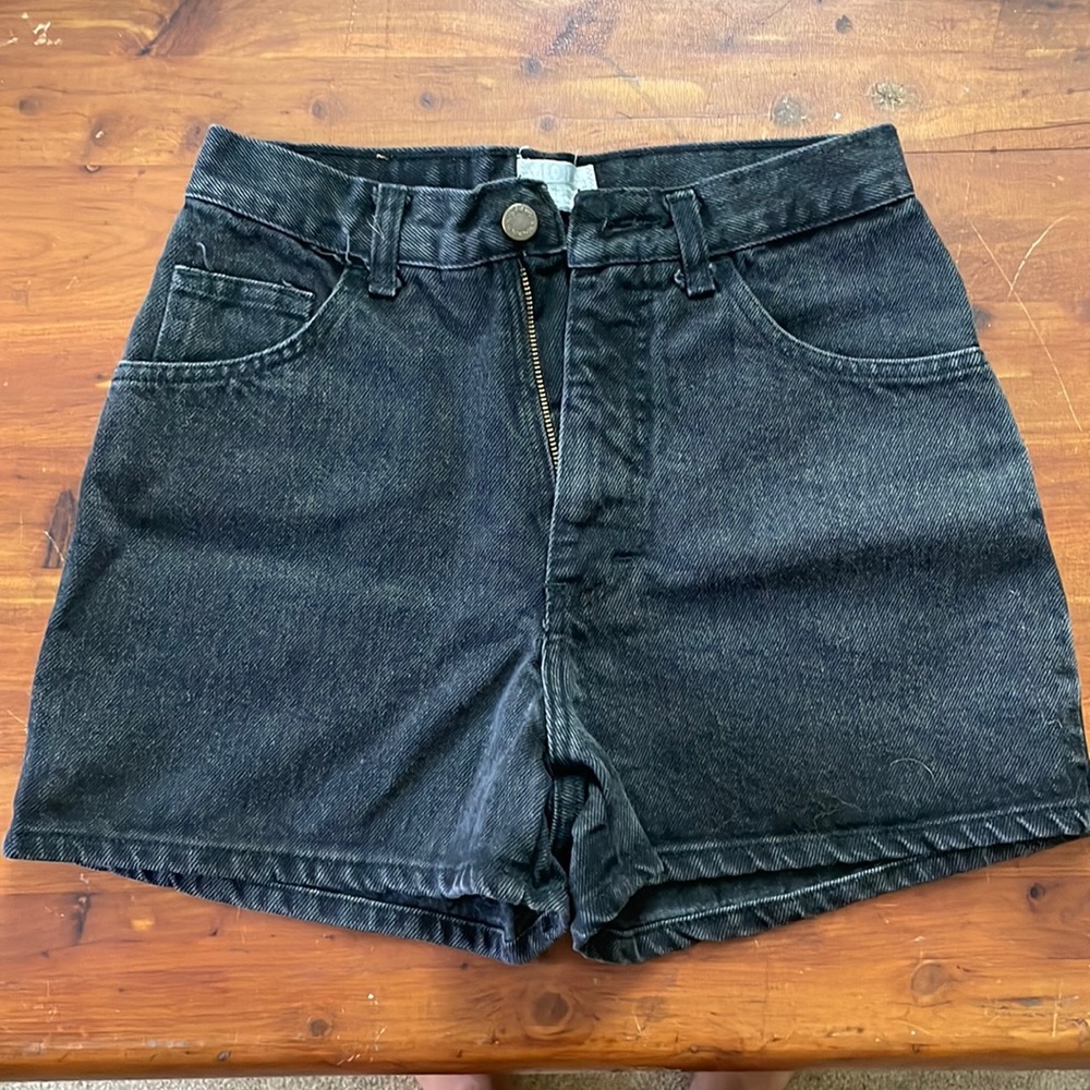 Vintage 90s high waisted shorts. MODA INTL
